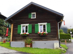 Отель Cozy Holiday Home near Skiing Area in Sankt Gallenkirch  Санкт-Галленкирх